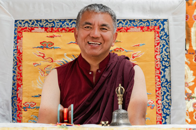 H.E. Dzogchen Rinpoche